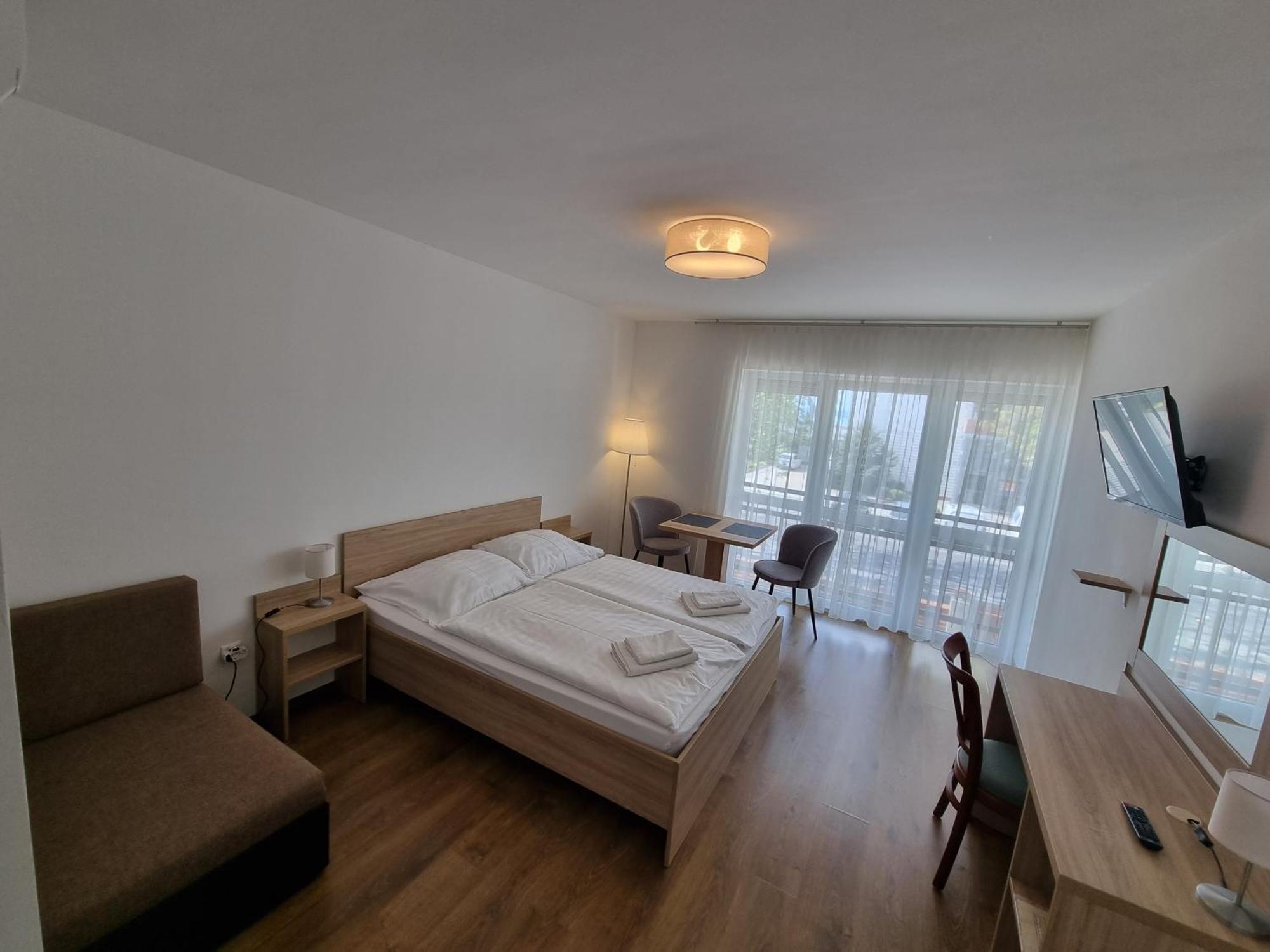 Adam Apartmanhaz Сиофок Стая снимка