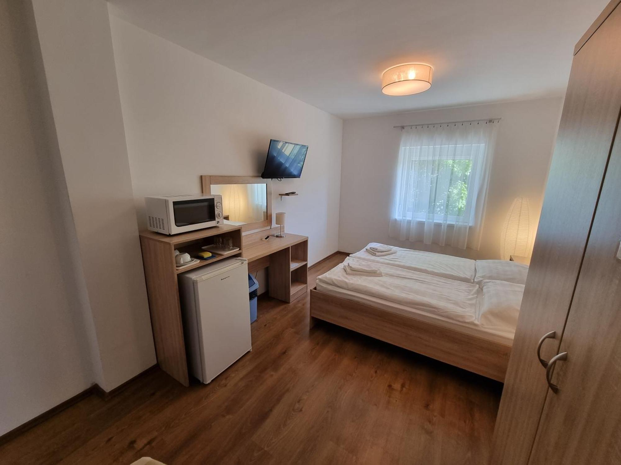 Adam Apartmanhaz Сиофок Стая снимка