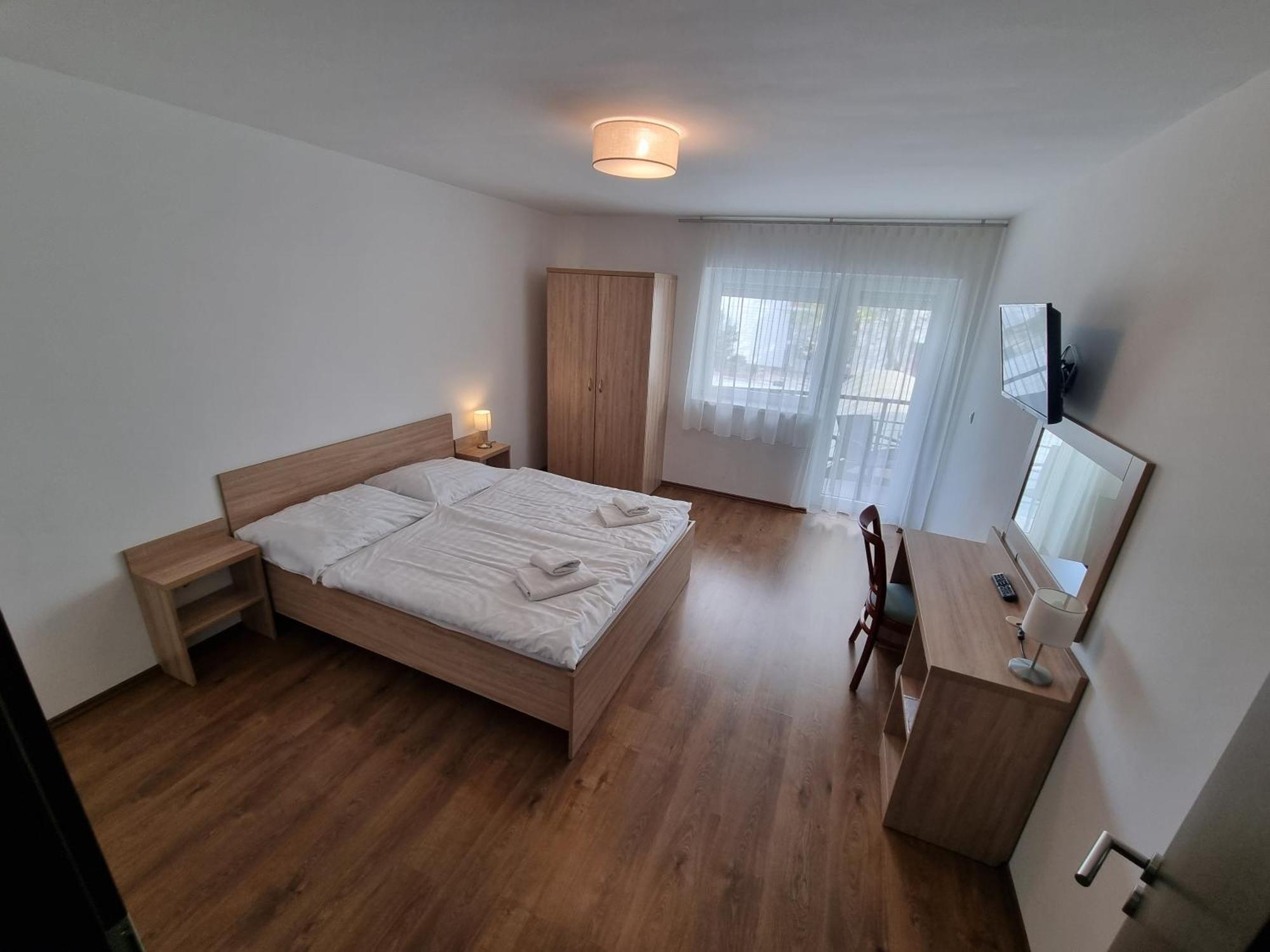 Adam Apartmanhaz Сиофок Стая снимка