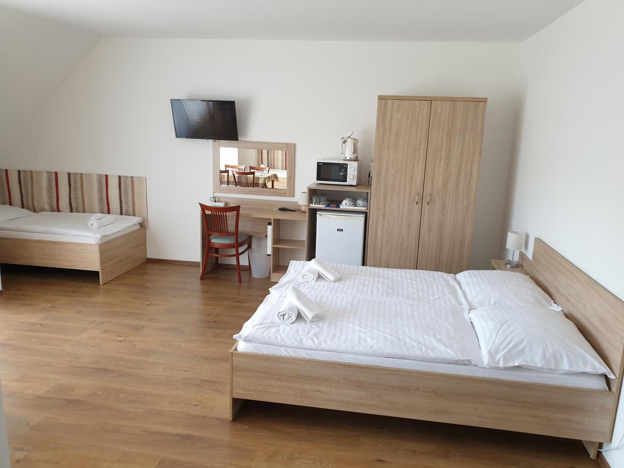 Adam Apartmanhaz Сиофок Стая снимка
